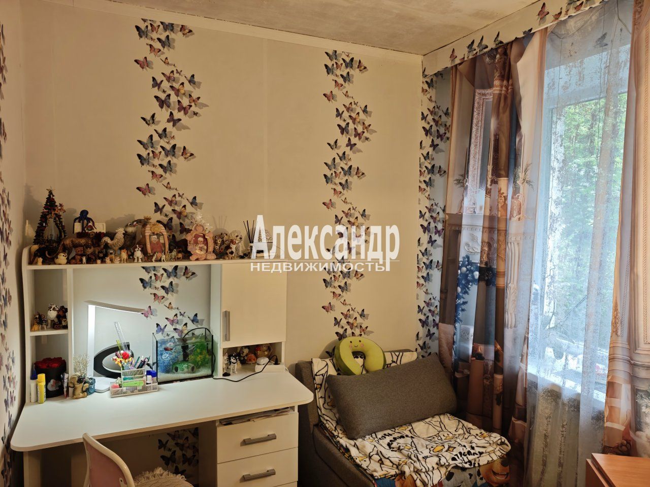 2-комнатная квартира (43м2) на продажу по адресу Санкт-Петербург, проспект Тореза, 78— фото 11 из 19