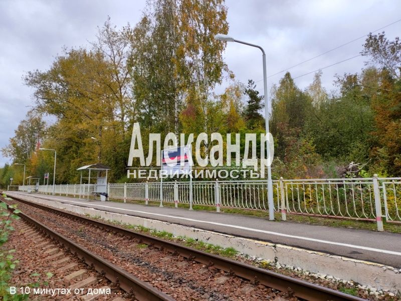 2-комнатная квартира (46м2) на продажу по адресу Ленинградская область, Выборгский район, Приморское городское поселение, посёлок Глебычево, улица Мира, 1— фото 13 из 16