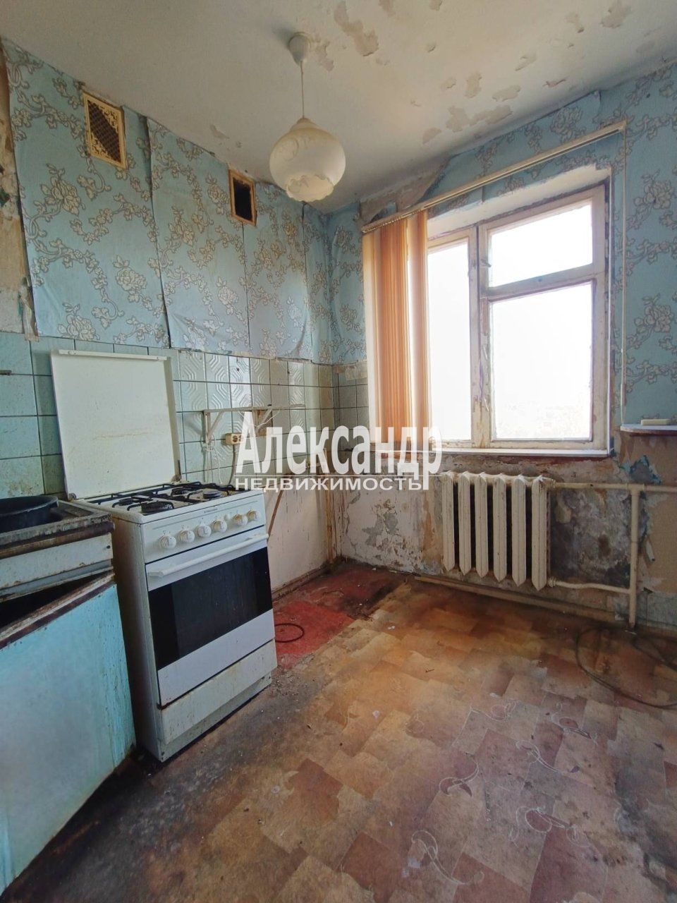 2-комнатная квартира (44м2) на продажу по адресу Ленинградская область, Выборг, проспект Победы, 9— фото 9 из 13