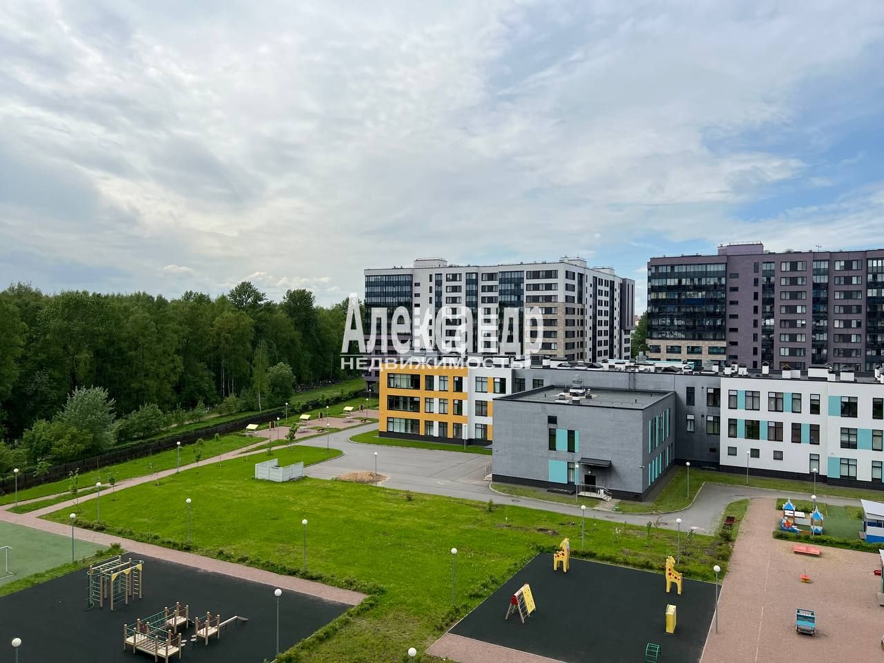 1-комнатная квартира (35м2) на продажу по адресу Санкт-Петербург, Торфяная дорога, 15к3— фото 17 из 25