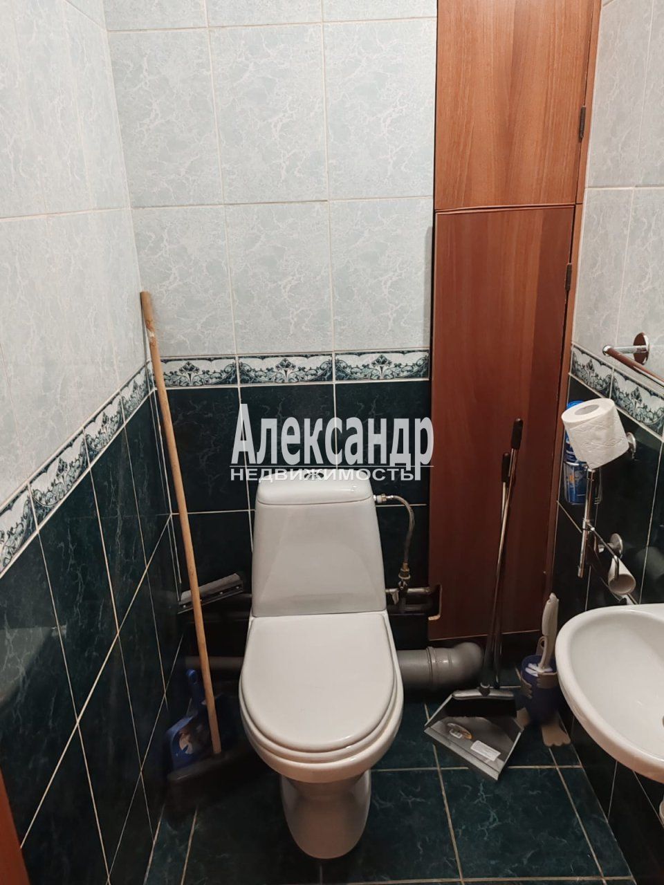 1-комнатная квартира (46м2) в аренду по адресу Санкт-Петербург, Стародеревенская улица, 6к1— фото 9 из 12