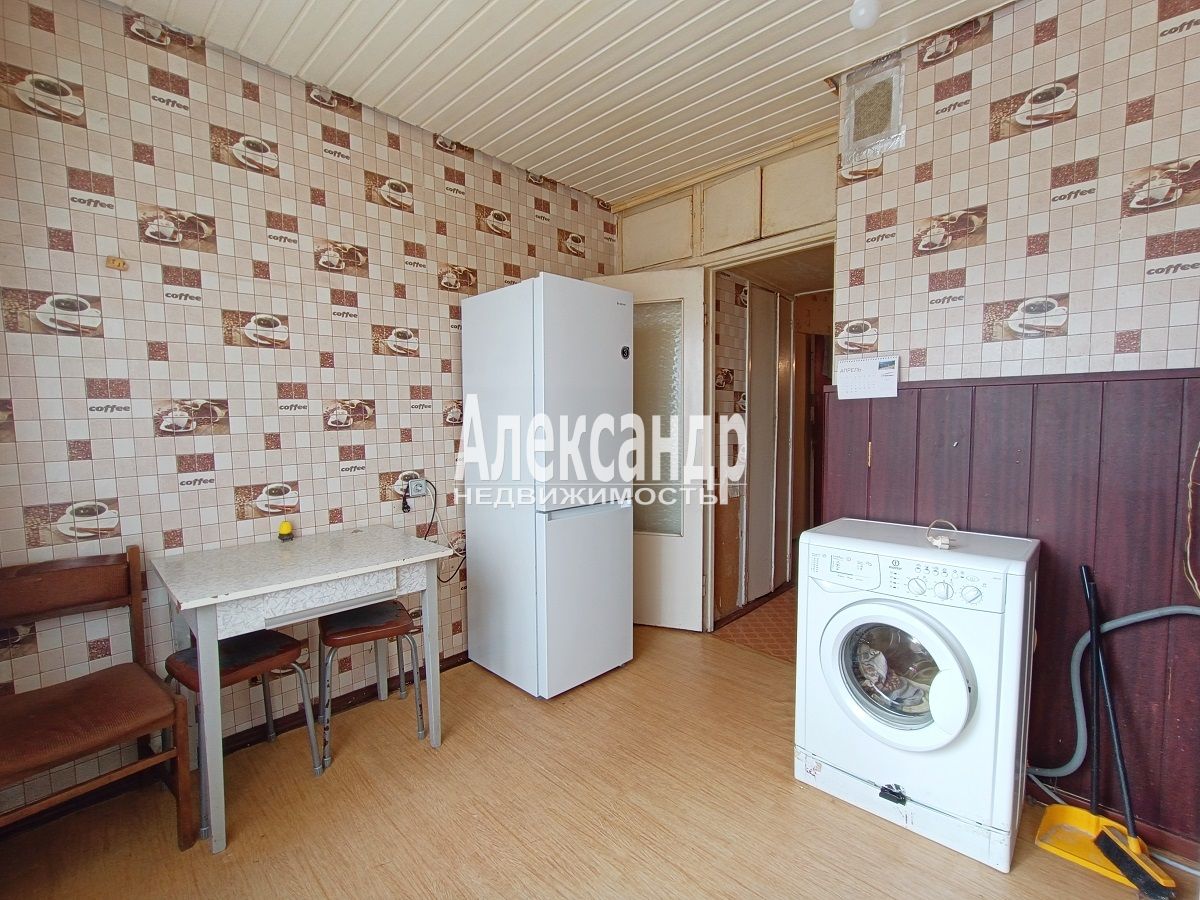 2-комнатная квартира (55м2) на продажу по адресу Ленинградская область, Выборг, проспект Победы, 39, подъезд 3— фото 9 из 19